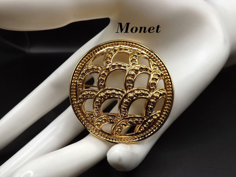 Vintage Monet Shell Pattern Brooch, Gold Plated, 2 Inches
